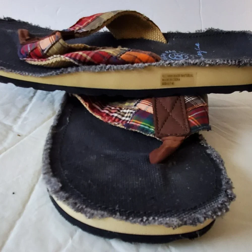 American Rag Paisly Plaid Flip Flops